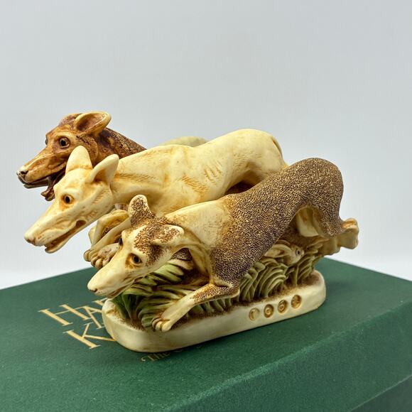 Harmony Kingdom Retired Racers Greyhounds Marble Resin Box Figurine 3060/5000 LE - Picture 8 of 12